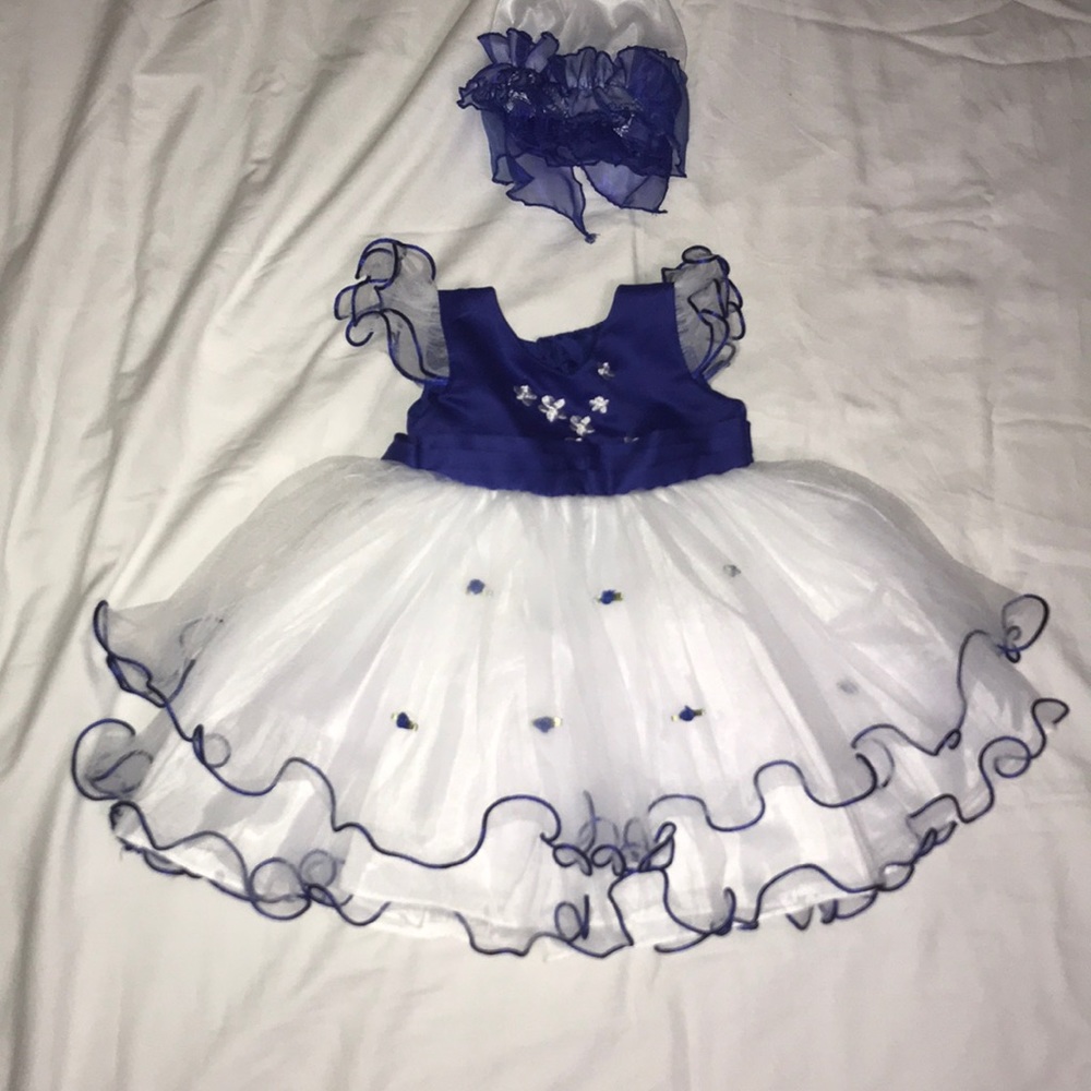 Wonser Dress with Flowers and Hat Combo!